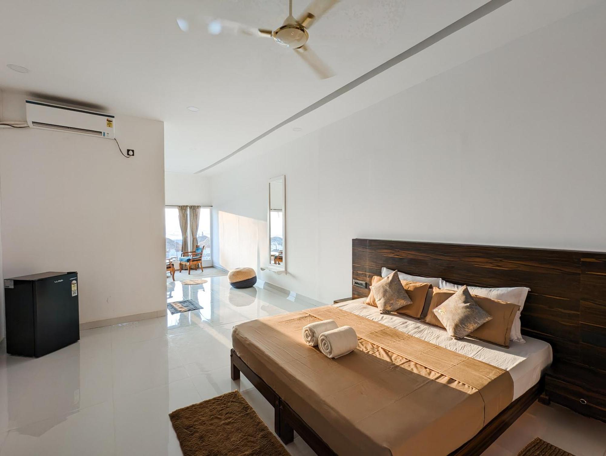 Aqua Beach Stays Ashwem Mandrem Exterior foto